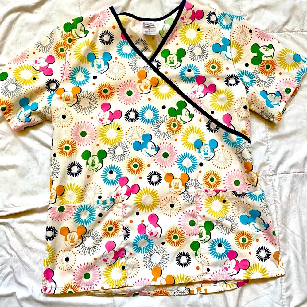 Disney scrubs top Disney nurse scrub top Mickey Mouse scrub top size medium